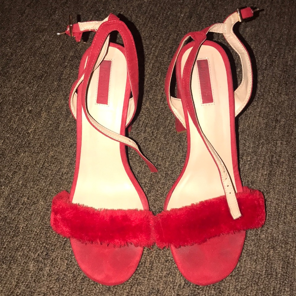 Red Fur Heels